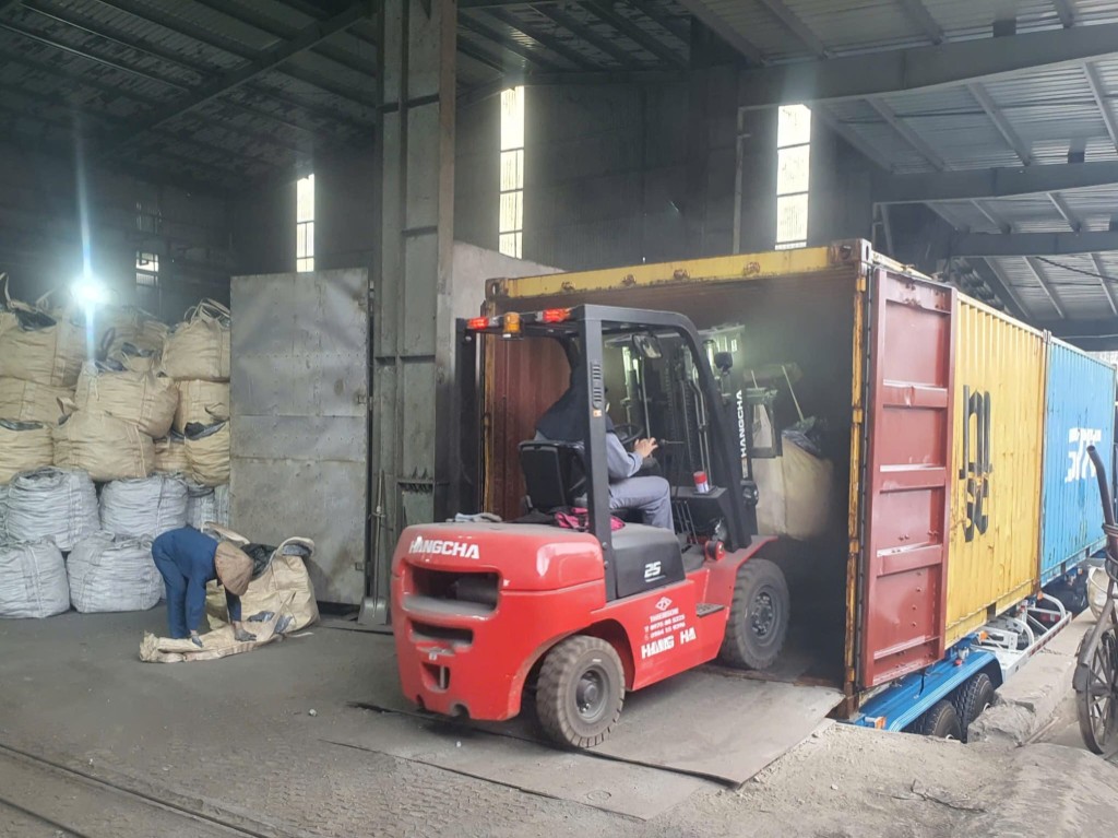 BGKcorp Exports Over 4,000 Tonnes of SiMn, Expands Global Manganese Network