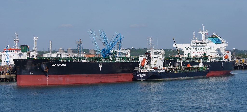 MV Sea Urchin and MV Whitchampion at FAwley